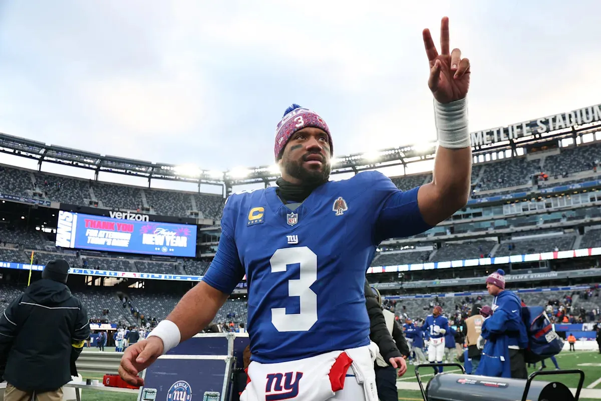 Russell Wilson กับบทอวสานแห่งสังเวียนเหล็ก: เมื่อขุนพลผู้ยิ่งใหญ่เตรียมผันตัวสู่หอคอยแห่งการวิจารณ์