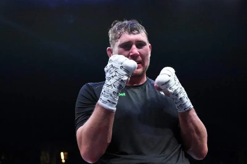 เจาะลึกกลยุทธ์ BKFC: Darren Till เตรียมประเดิมสังเวียนมือเปล่าปะทะ Aaron Chalmers อดีตคู่ชก Floyd Mayweather