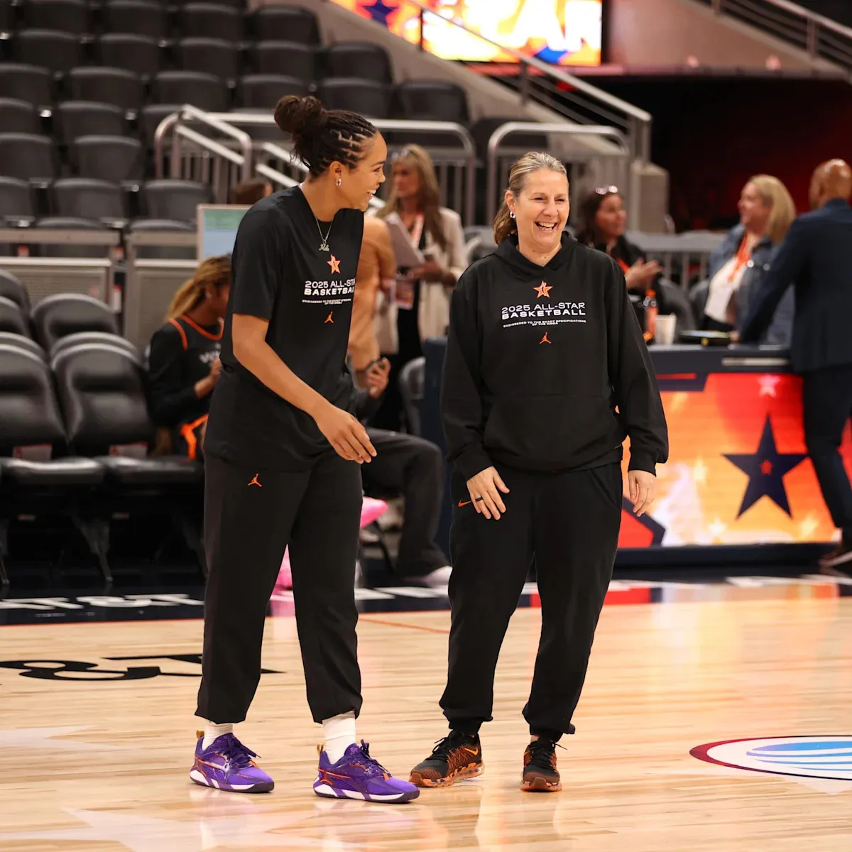 เจาะลึก Minnesota Lynx: เดิมพันด้วยมันสมองของ Reeve และคมเขี้ยวของ Phee