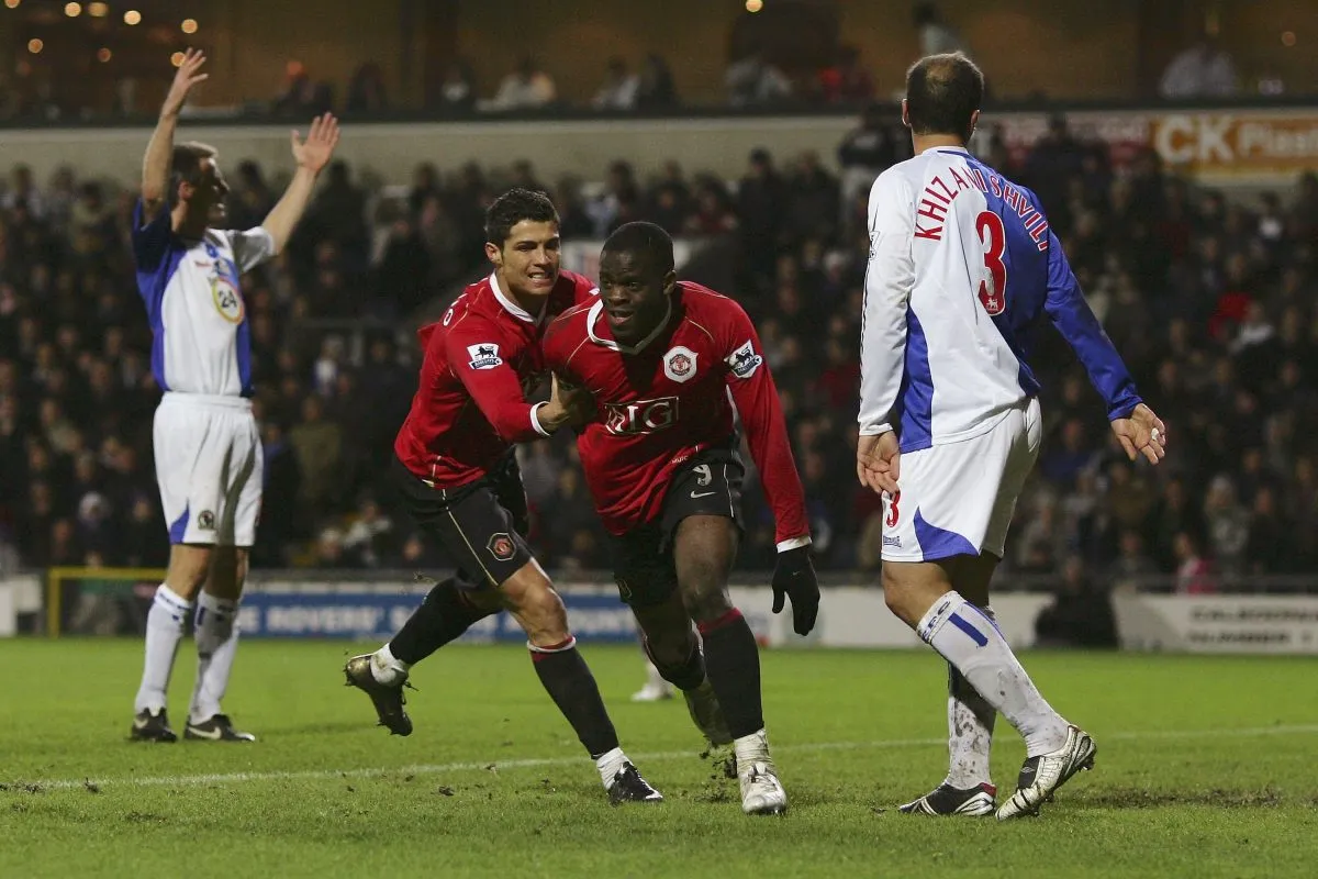 บทสนทนาสีหม่นกับ Louis Saha: เมื่อ Cristiano Ronaldo คือจักรกลสังหารในคราบมนุษย์