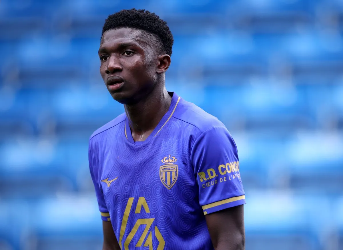 เงาที่ทอดยาวในราชรัฐ: การกลับมาของ Aleksandr Golovin และรอยร้าวที่กลางสนามของ Monaco