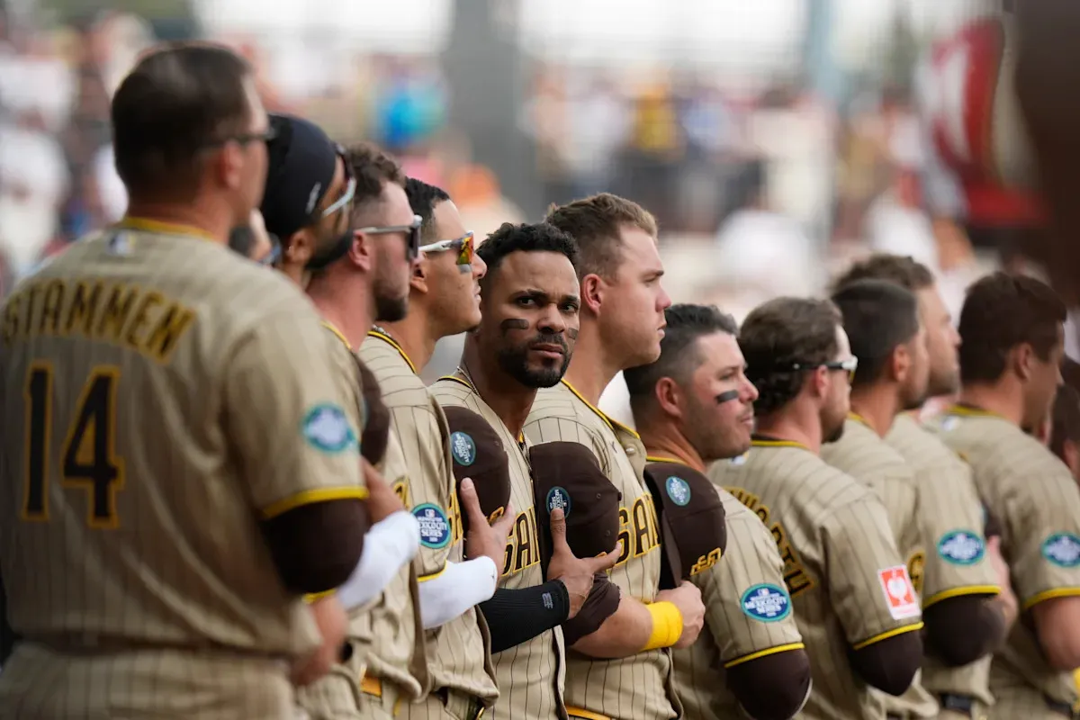 กลิ่นอายของเงินและหยาดเหงื่อ: การเปลี่ยนผ่านใน San Diego Padres สู่ยุคของ Kwanza Jones และ José E. Feliciano
