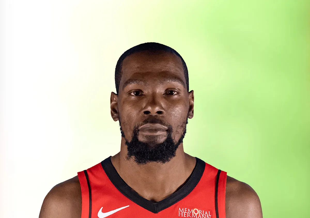 จารึกชื่อบนหอเกียรติยศ! Kevin Durant ทะยานสู่หลัก 5,000 แต้มในรอบ Playoff อย่างยิ่งใหญ่