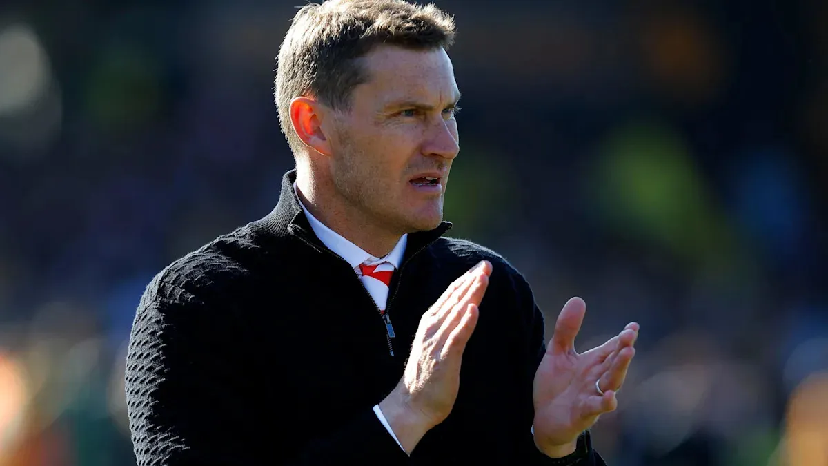 จิตวิญญาณแห่งการดิ้นรน: Matt Taylor สรรเสริญเหล่านักรบ Exeter City ผู้ทุ่มเททั้งชีวิตเพื่อความอยู่รอด