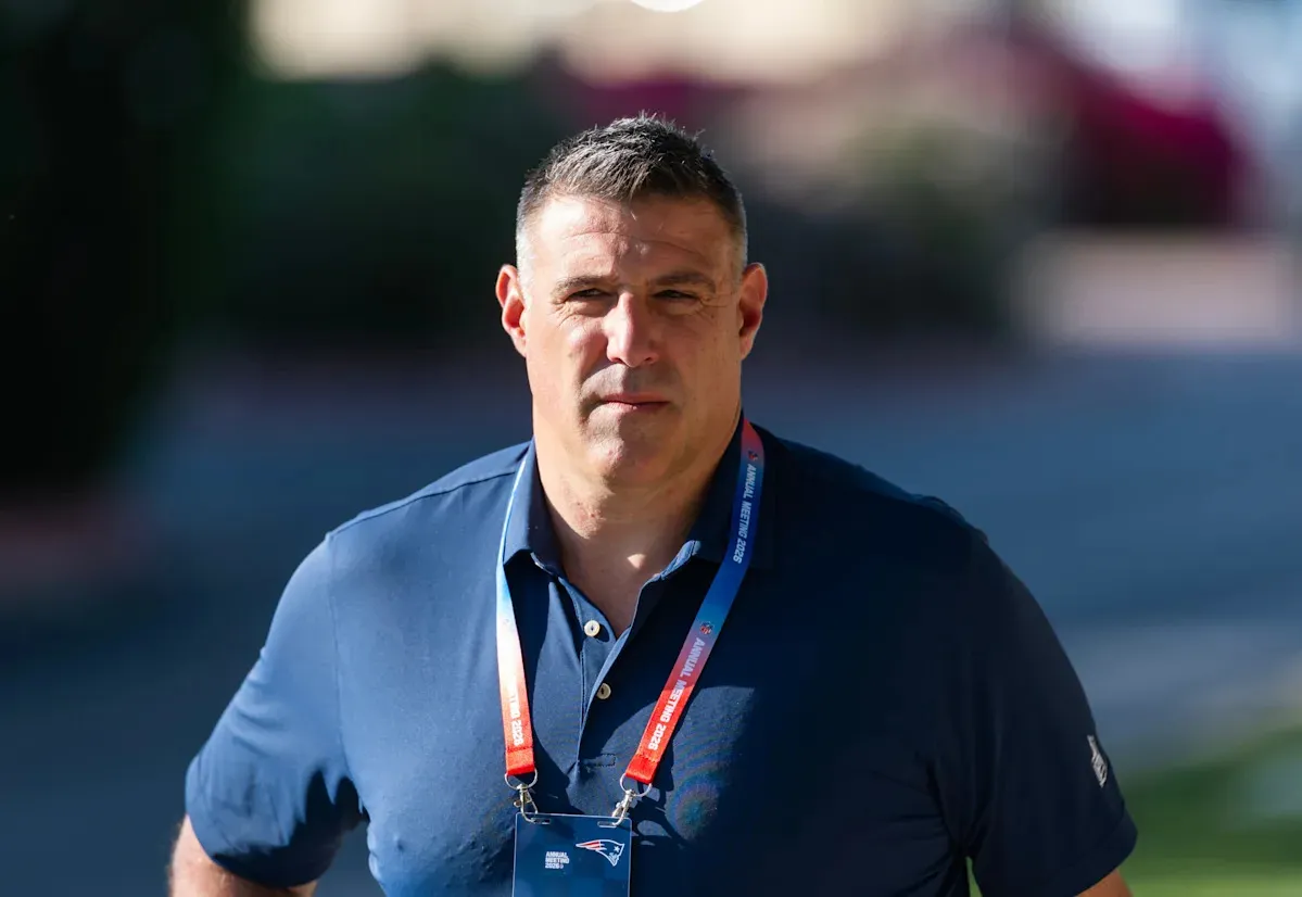 เงาที่หายไปในวันเสาร์: Eliot Wolf กับที่ว่างข้างกายที่ไร้ Mike Vrabel
