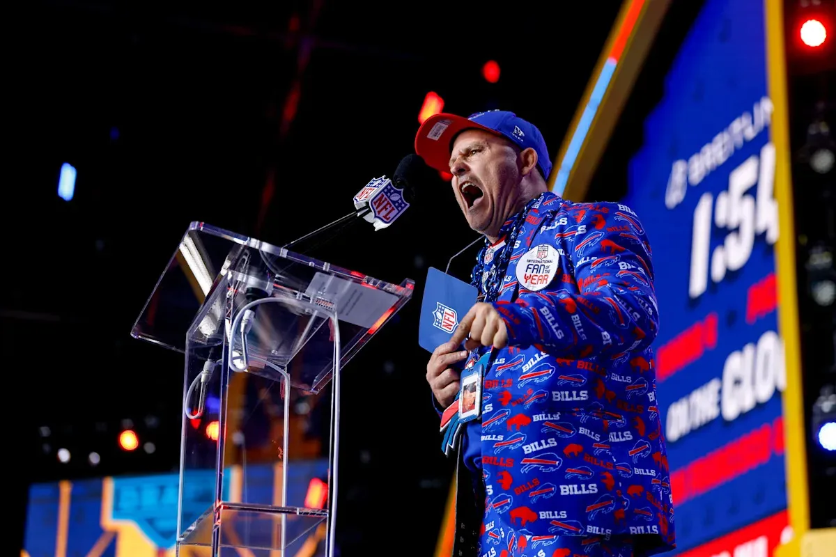 ถอดรหัสโครงสร้าง Buffalo Bills 2026: เมื่อกลศาสตร์แห่งการเทรดและสถาปัตยกรรมทีมบรรจบกัน