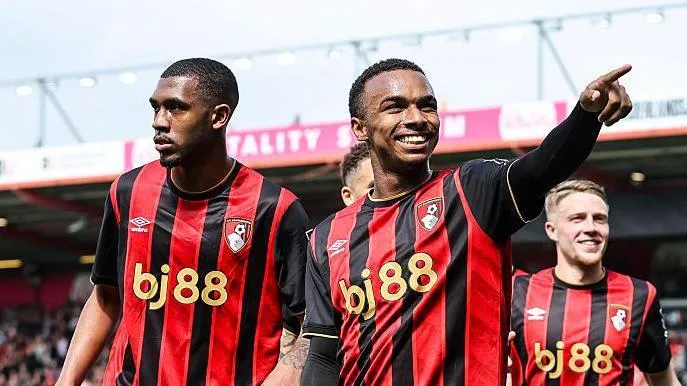 Premier League: Bournemouth นำห่าง Crystal Palace หลังได้จุดโทษแบบ 'งงๆ' จนแฟนบอลต้องขยี้ตา