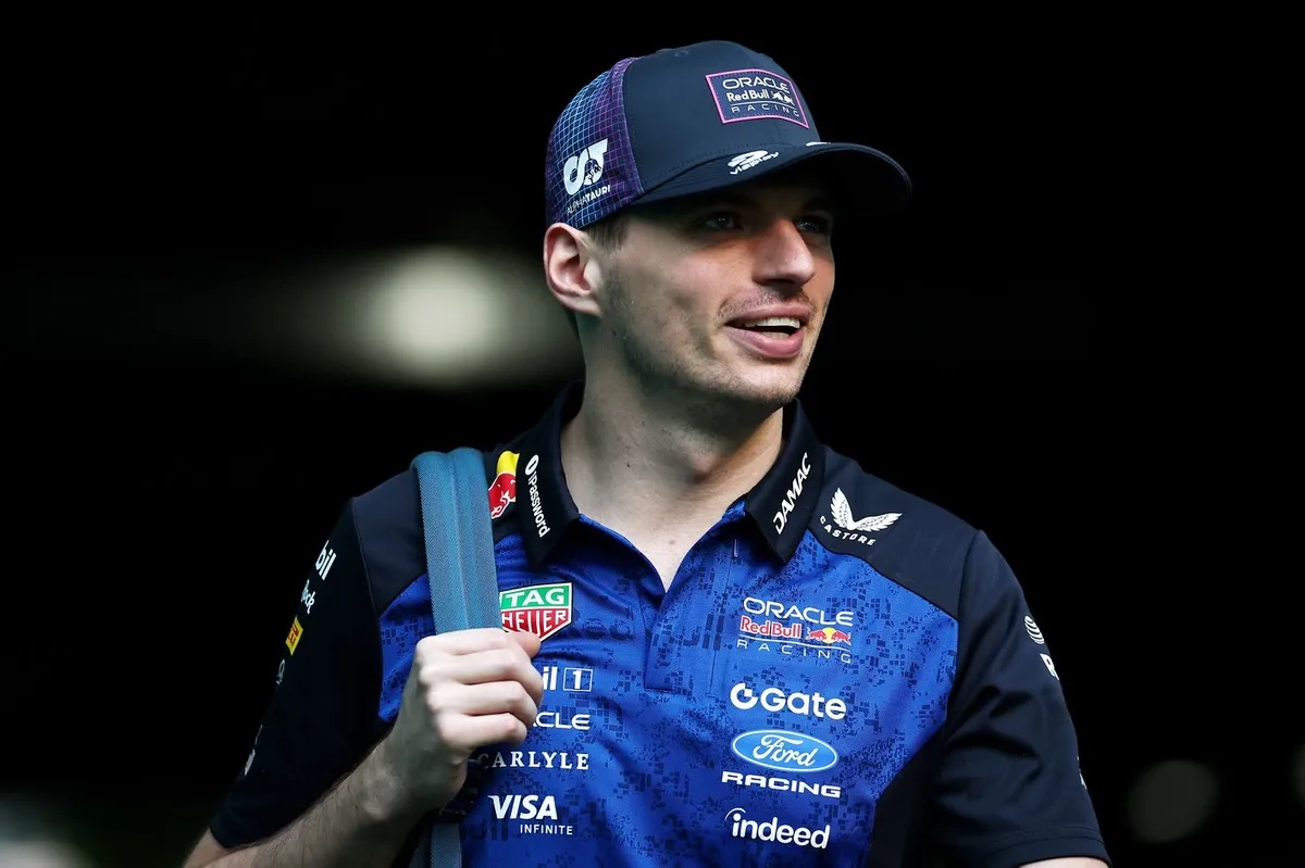 แสบถึงทรวง! Max Verstappen สวนกลับ Jimmy Fallon แบบนิ่งๆ ทำเอาแฟน F1 ขำกลิ้งกันทั้งโซเชียล