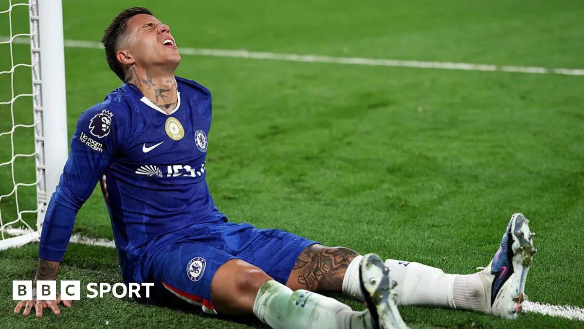 ประท้วงก็มา แต้มก็หาย: ความดันพุ่งปรี๊ดที่ Chelsea เมื่อ Rosenior พาทีมดิ่งเหว