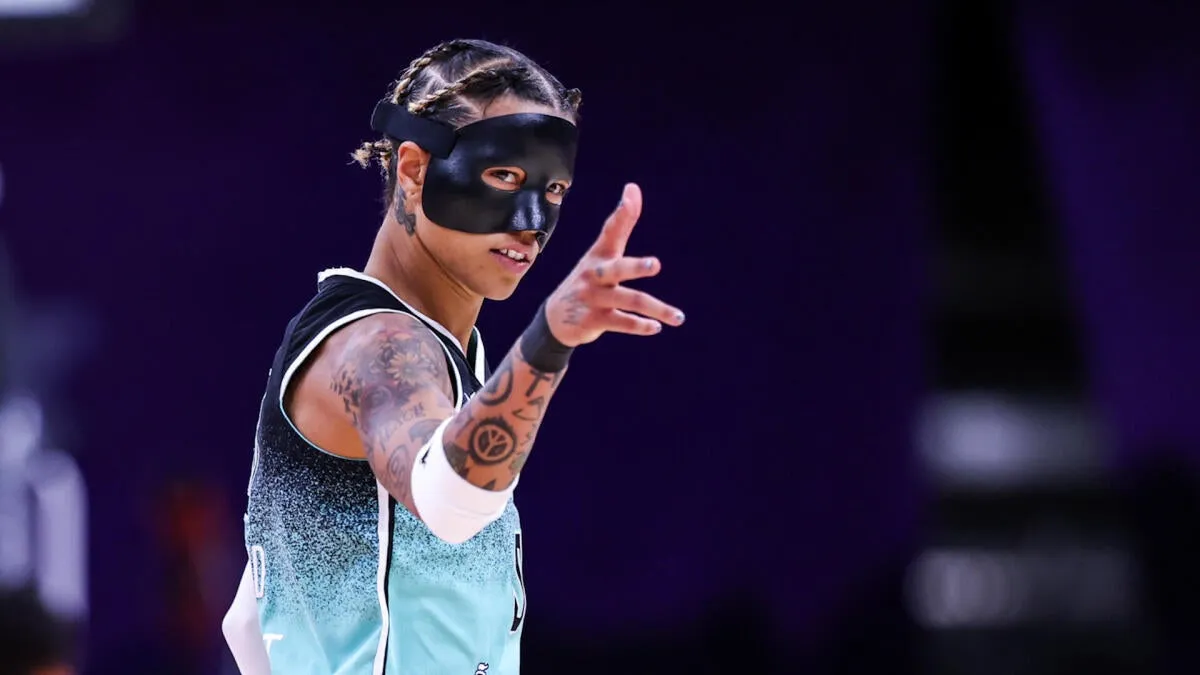 เงาปริศนาใต้แป้น: ทำไม Natasha Cloud ถึงยังไร้สังกัดก่อนเปิดฤดูกาล WNBA 2026