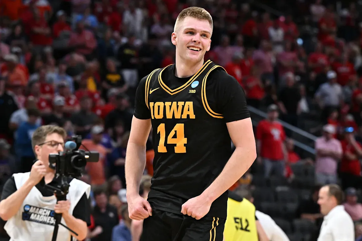 จากความฝันสู่แสงไฟแห่งชิคาโก: Bennett Stirtz กับก้าวสำคัญสู่เวที NBA Draft Combine 2026