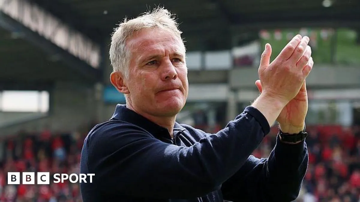 Parkinson ลั่น! Wrexham จะกลับมาแกร่งกว่าเดิม หลังชวดเพลย์ออฟแบบเฉียดฉิวจนน่าหยิก