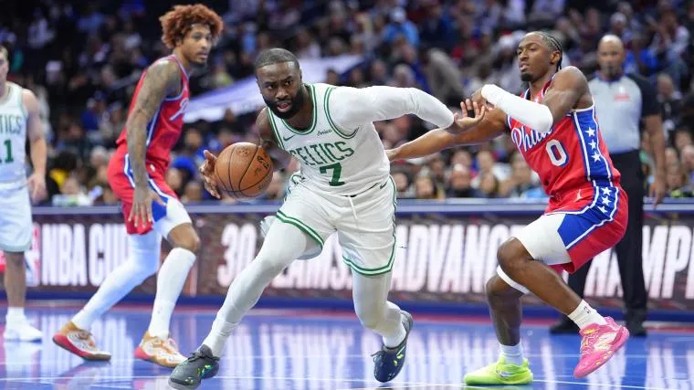 เงาที่หายไป: การก้าวขึ้นมาเป็นผู้นำของ Jaylen Brown กับภารกิจล่าแหวนของ Boston Celtics