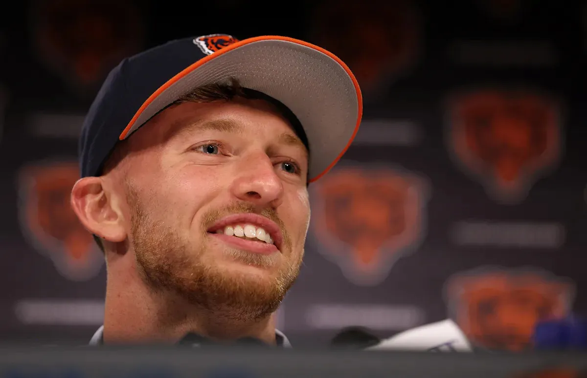 วิถีแห่งกลศาสตร์และสัญชาตญาณ: การเดินทางของ Dillon Thieneman สู่รัง Chicago Bears