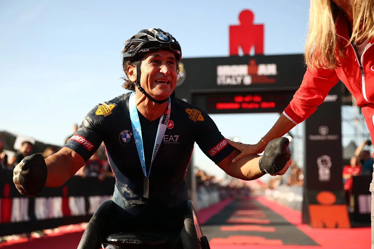 โศกนาฏกรรมบทสุดท้ายของเทพเจ้าแห่งความเร็ว: การจากไปของ Alex Zanardi ตำนานผู้สยบแรงจีและโชคชะตา