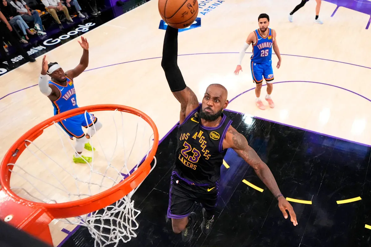 ภารกิจสุดท้ายในแอลเอ: Rob Pelinka กับแผนรั้งตัว LeBron James ให้อยู่ล่าฝันเคียงข้าง Luka Doncic