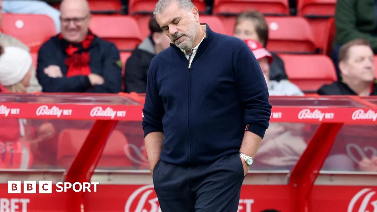 เก้าอี้ดนตรีหรือเครื่องประหาร? ส่องสถิติเด้งกุนซือ Premier League ปีนี้ เทียบกับปีก่อนๆ ใครโหดกว่ากัน!