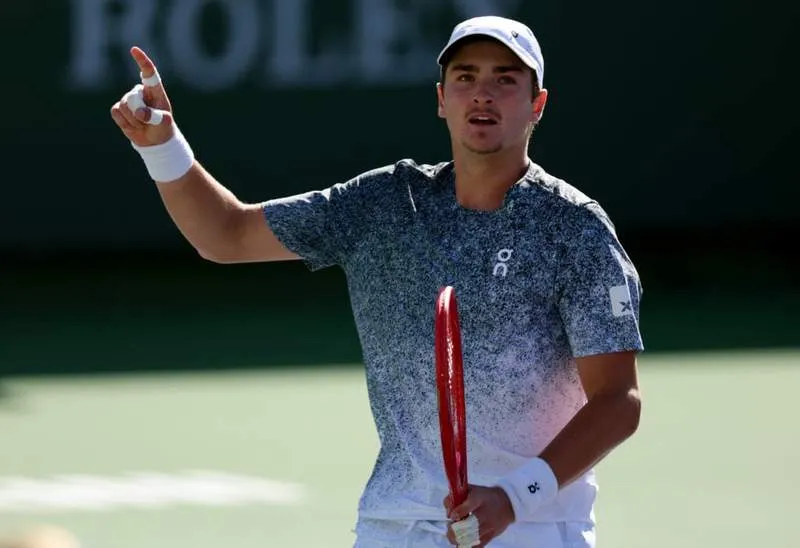 Joao Fonseca กับก้าวกระโดดครั้งสำคัญใน Madrid Open: เมื่อการถอนตัวของ Novak Djokovic เปิดทางให้ดาวรุ่งบราซิลเลียน