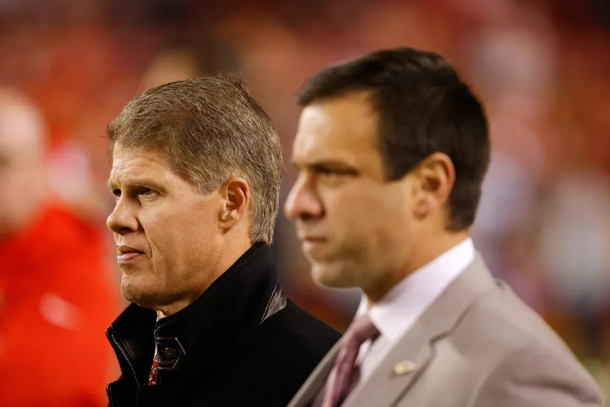เลือดใหม่ในกรงเหล็ก: เหล่ารุกกี้ Kansas City Chiefs ตบเท้าเข้าแคมป์นรก