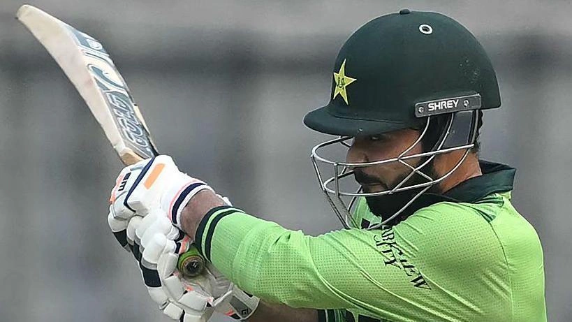 Yorkshire คว้าตัว Ashraf เสริมทัพอุดรอยร้าวหลัง Sutherland บาดเจ็บ
