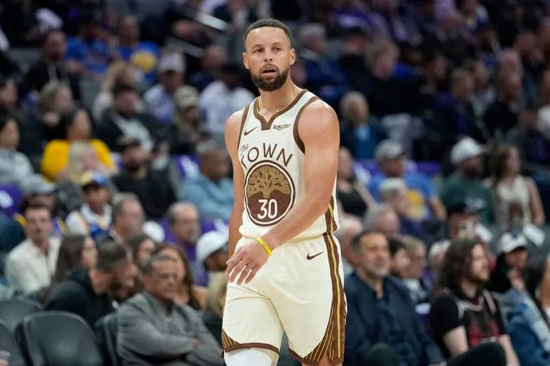 การประเมินความเสี่ยงและภาระผูกพันทางการเงิน: อนาคตของ Stephen Curry ภายใต้โครงสร้างภาษีฟุ่มเฟือยของ Golden State Warriors