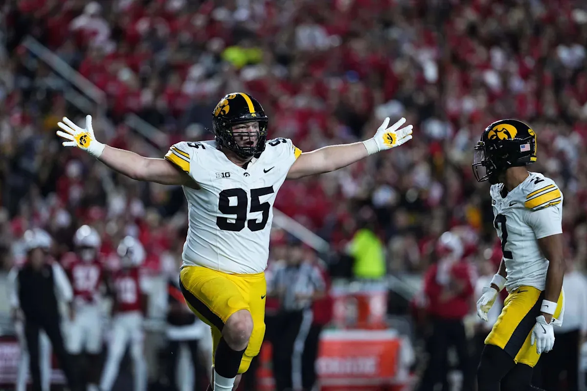 การหยั่งรากใหม่ในดินแดนอื่น: Aaron Graves เตรียมย้ายสปอร์จาก Iowa สู่รวงรังของ Baltimore Ravens