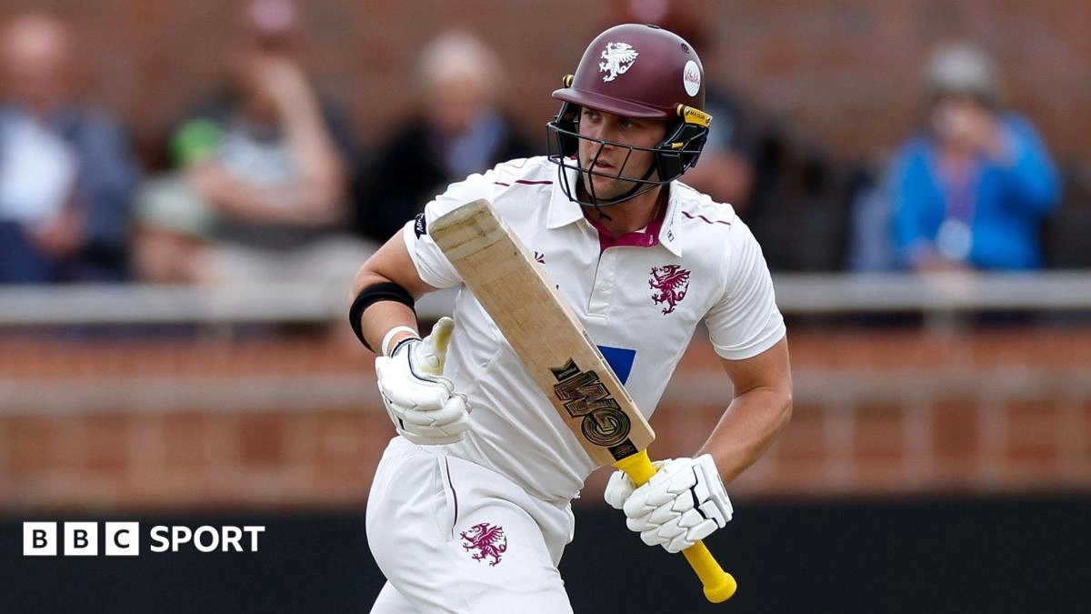 Somerset vs Glamorgan รายงานการแข่งขัน: เจ้าบ้านกุมความได้เปรียบจ่อคว้าชัยในศึก County Championship