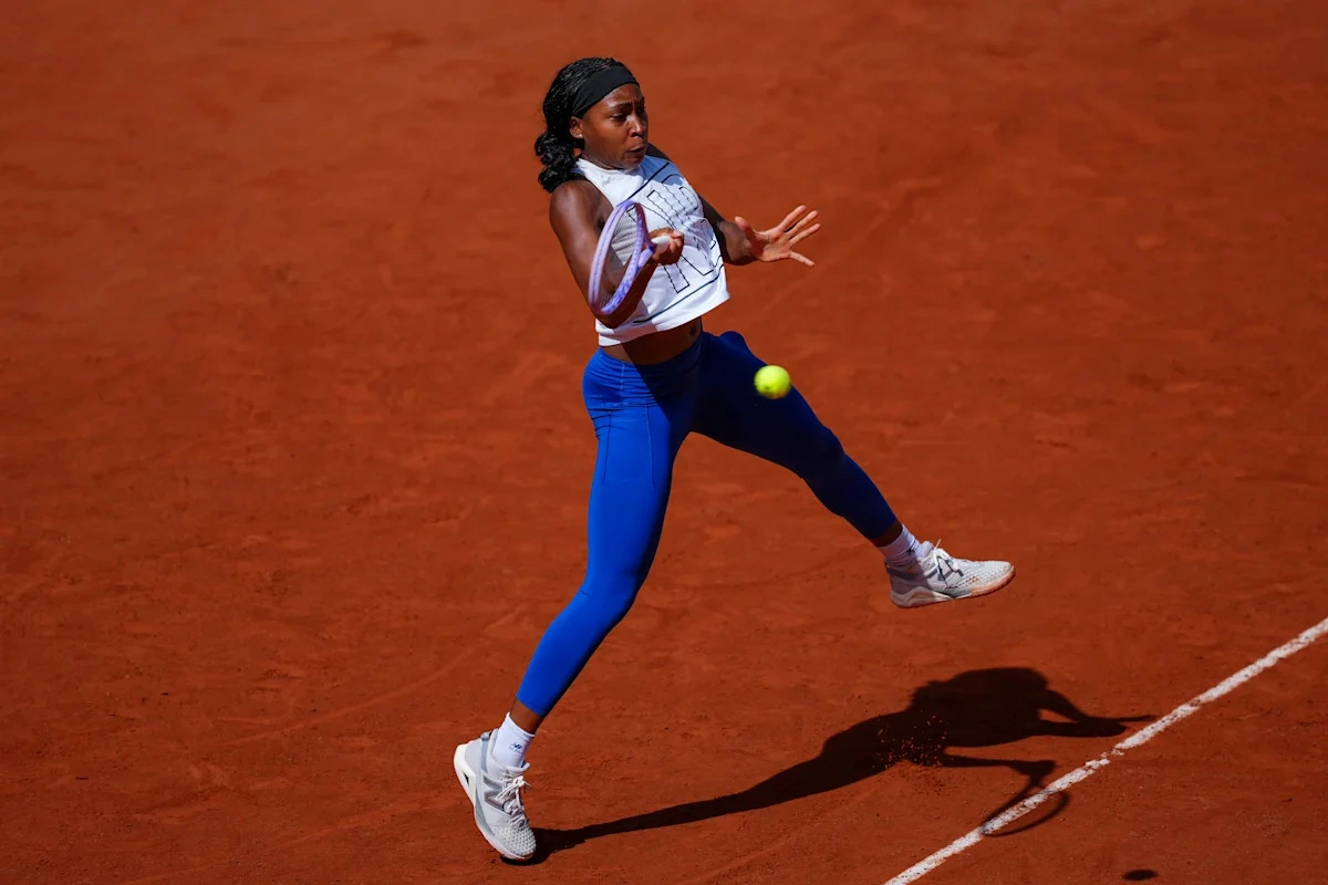 วิเคราะห์สายการแข่งขัน French Open 2026: ตารางเวลาและพิกัดแรงเหวี่ยงของ Coco Gauff, Naomi Osaka และ Jannik Sinner