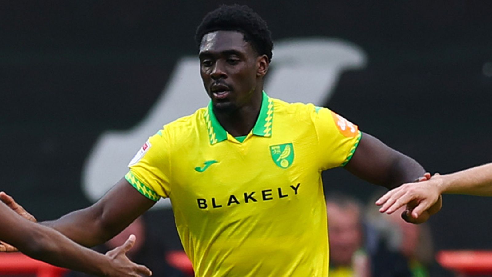 Toure แฮตทริก! Norwich บุกทุบ Bristol City สนุกเท้า