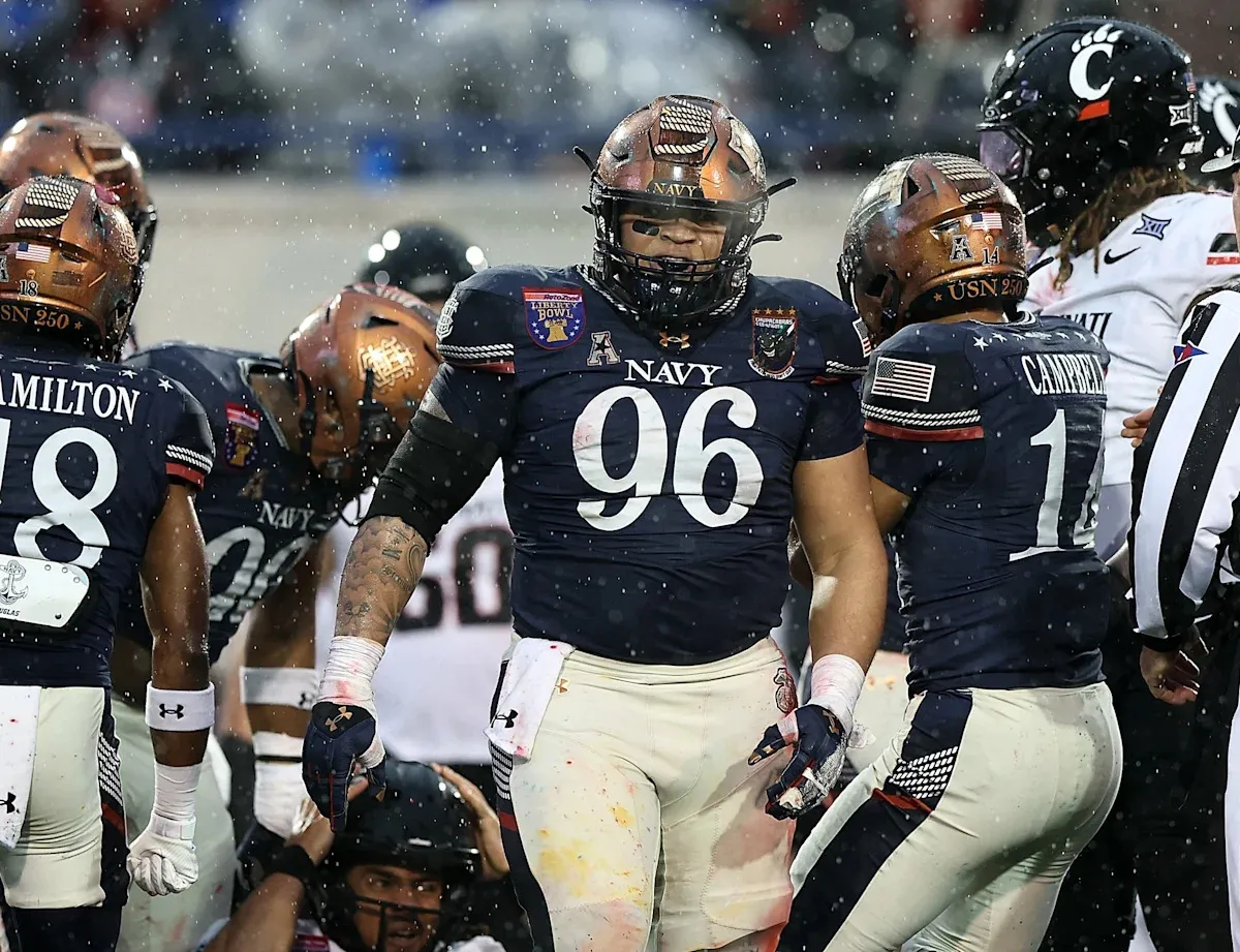 ข่าวสาร Bengals (5/2): แด่คุณ, Mr. Robinson และนาฏกรรมแห่งโครงสร้างที่ Cincinnati