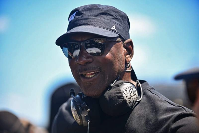 การวิเคราะห์ความเสี่ยงเชิงข้อมูล: กรณีข่าวลือ Michael Jordan ปฏิเสธเข้าร่วม Pride Night ของ Chicago Bulls