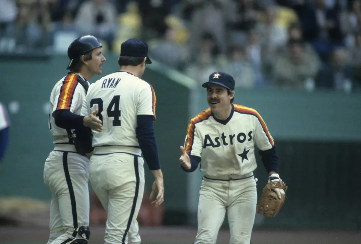 วิเคราะห์งบประมาณเกียรติยศ: Houston Astros บรรจุ Alan Ashby และ Phil Garner เข้าสู่ Hall of Fame ชุดปี 2026