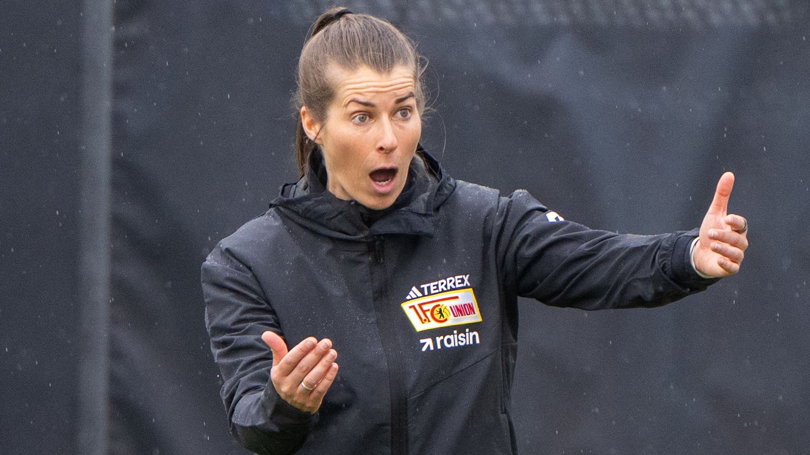 Marie-Louise Eta: สตรีผงาดคุม Union Berlin! ยุโรปจะเปลี่ยนไปไหม?