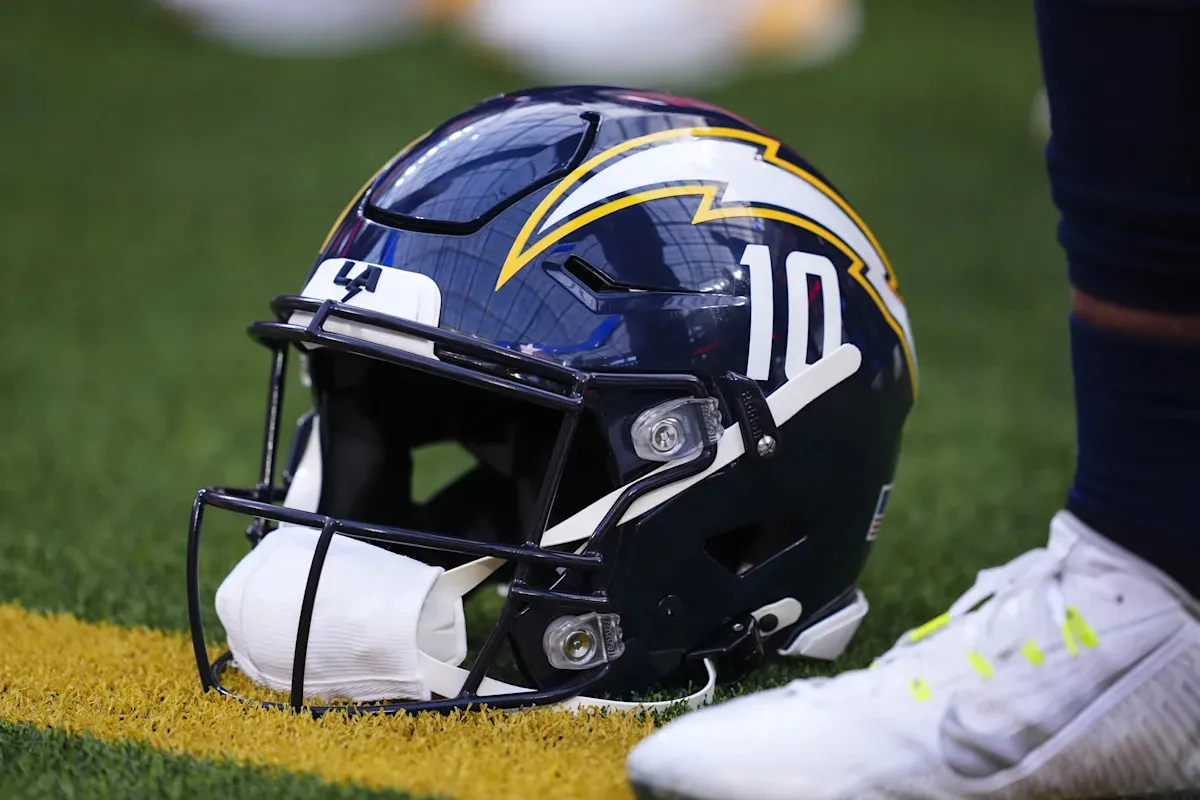 Chargers 2026: การเพาะชำเมล็ดพันธุ์นอกฤดูกาล และการเก็บเกี่ยวแข้งอิสระสู่ห้องแล็บแห่งหน้าดิน