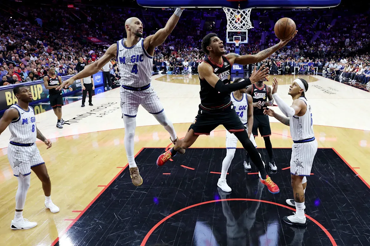 เงาที่ทาบทับ: Dominick Barlow กับภารกิจอุดรอยรั่ว Joel Embiid ในสมรภูมิที่ไร้จอมทัพ
