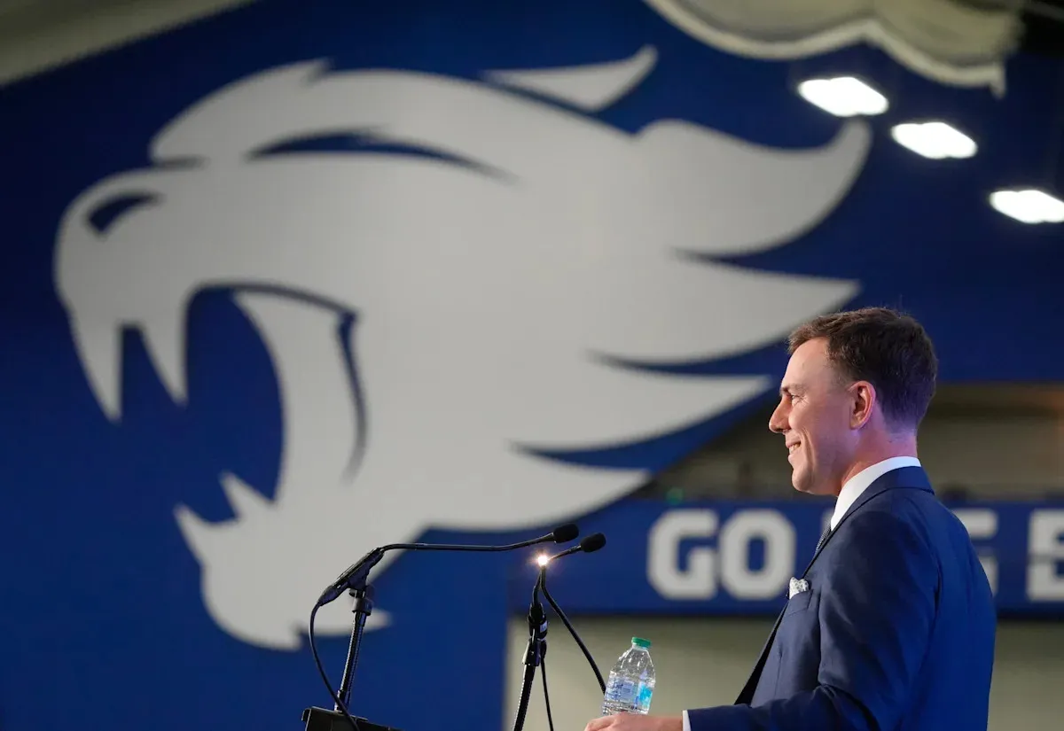 ส่องฟอร์ม Kentucky football ยุคใหม่: เมื่อ Will Stein ลองของในเกมอุ่นเครื่องสุดนัว