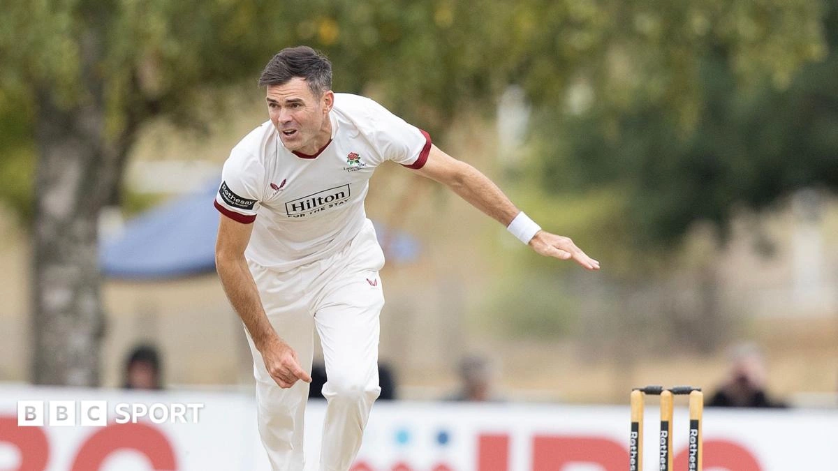 James Anderson โชว์เก๋าเก็บสองวิกิตในเกม Middlesex พบ Lancashire