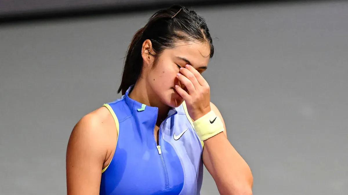 Emma Raducanu ถอนตัวจากรายการ Italian Open หลังเผชิญอาการป่วยเรื้อรัง: การตัดสินใจที่ต้องแลกระหว่างความพร้อมและอันดับโลก