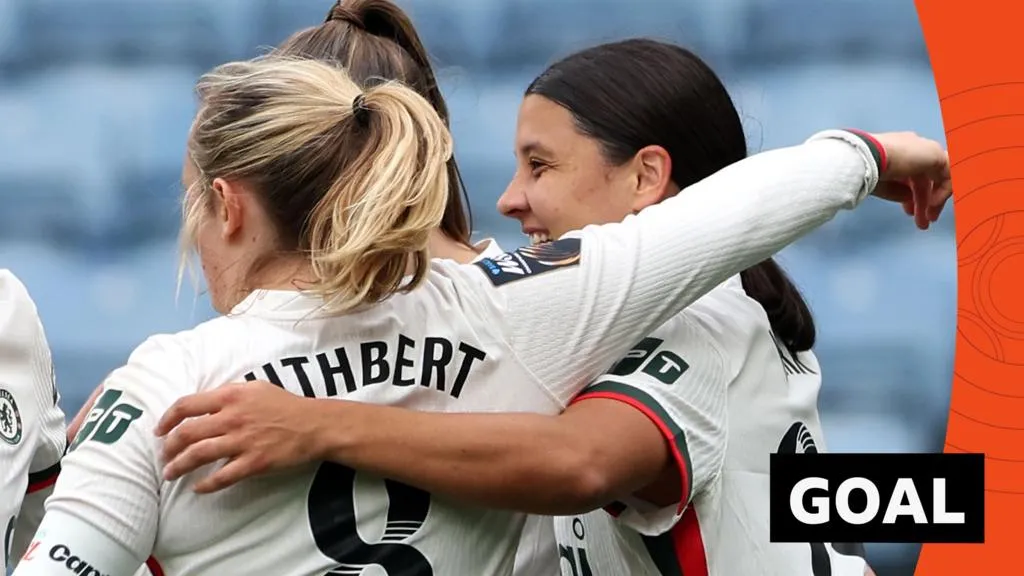Sam Kerr ทุบสถิติประวัติศาสตร์ท่ามกลางแสงสลัวที่ King Power Stadium