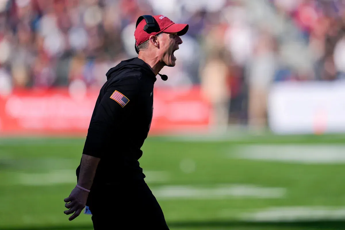 Josh Pate ตัดเกรด Brent Venables: เมื่อกำแพงเหล็กขาดฟันเฟืองสังหาร