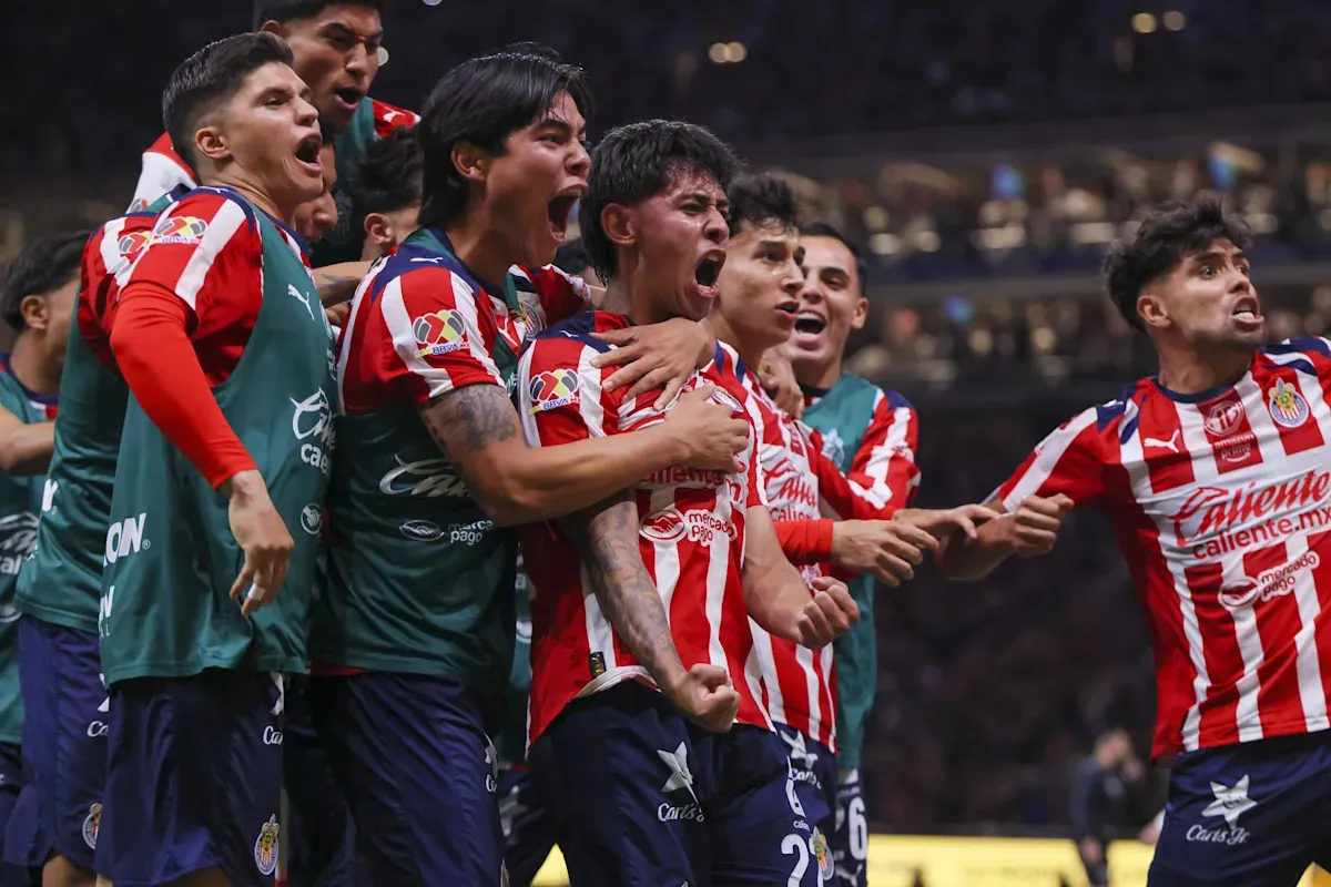 Chivas กับชัยชนะบนความล้มเหลวเชิงโครงสร้างของ Tigres: บทวิเคราะห์ความผิดพลาดระดับโมเลกุล