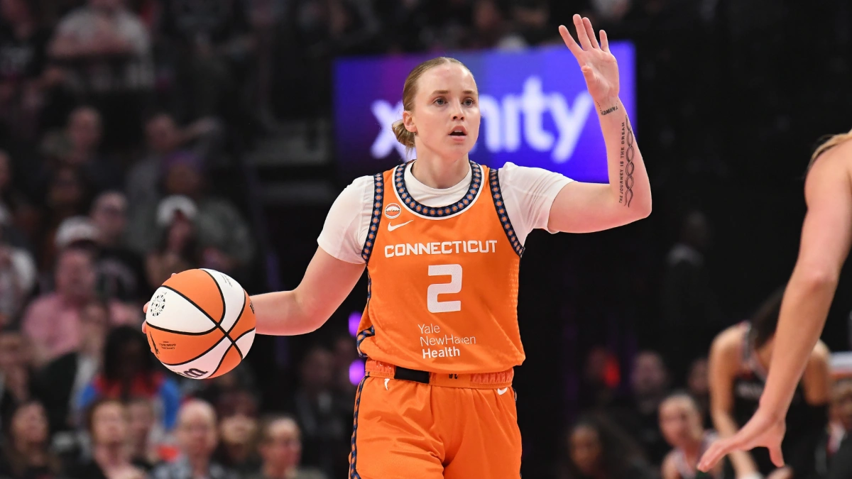 Hailey Van Lith ถูกตัดชื่อออกจากทีม Connecticut Sun หลังผลงานในสนามไม่คงเส้นคงวา