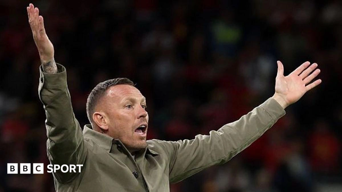 Craig Bellamy วิจารณ์โปรแกรมเนชันส์ลีก หลังทีมชาติเวลส์พ่ายเดนมาร์ก 0-1
