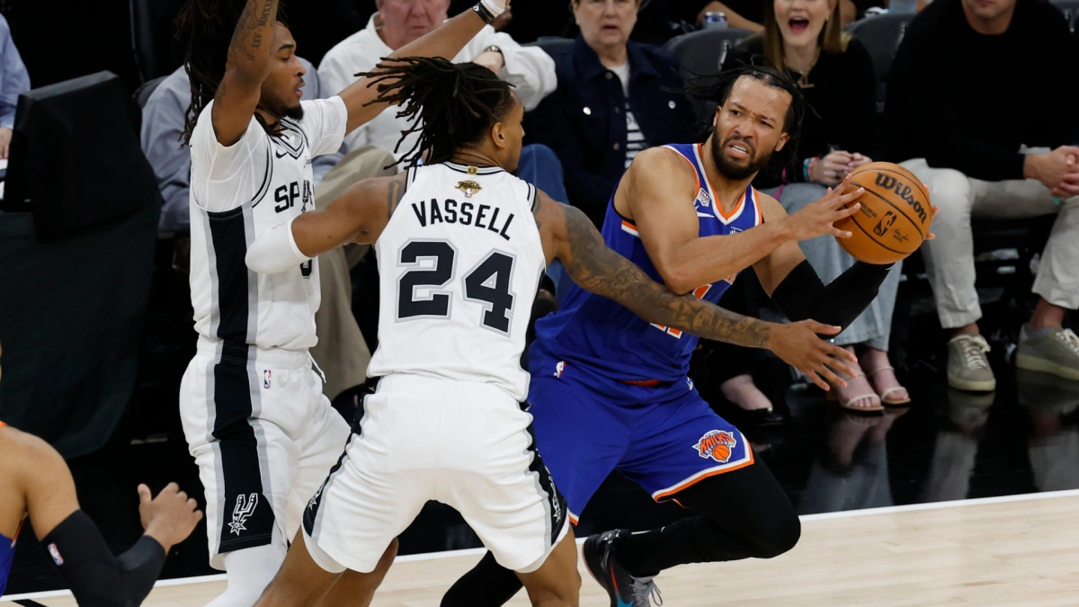 วิเคราะห์ NBA Finals เกม 5: Knicks ลุ้นปิดซีรีส์คว้าแชมป์รอบ 53 ปี ปะทะ Spurs ที่หลังชนฝา