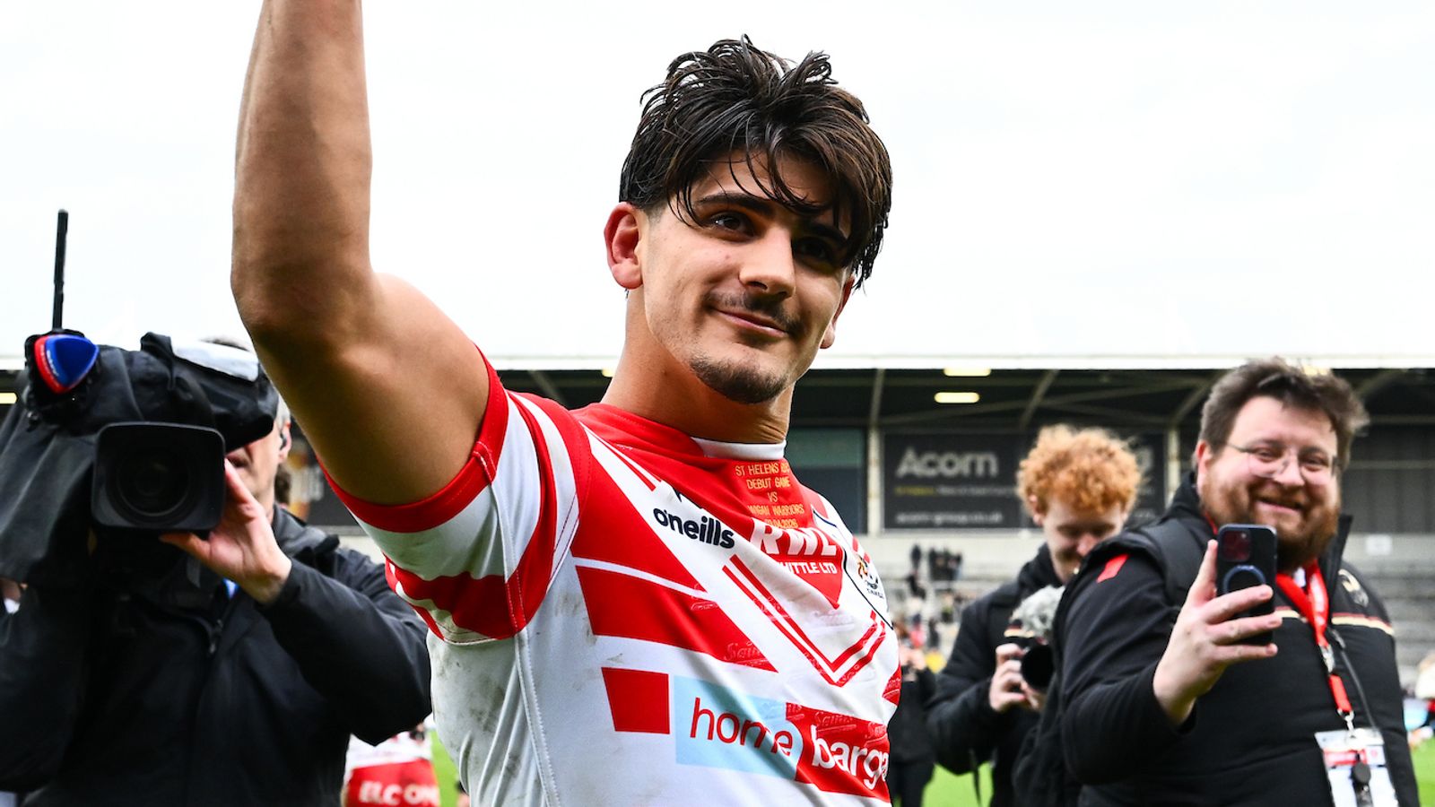 บิลล์ ใครเนี่ย? ฮีโร่ข้ามคืน กู้ศรัทธา St Helens ใน Good Friday!