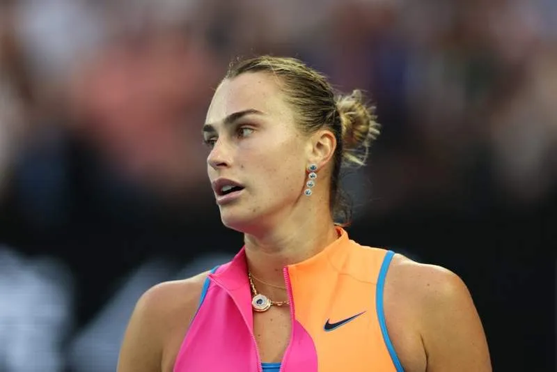 Greg Rusedski วิเคราะห์ความล้มเหลวเชิงระบบของ Sabalenka ใน Rome: เมื่อปัจจัยภายนอกทำลายตรรกะการทำแต้ม