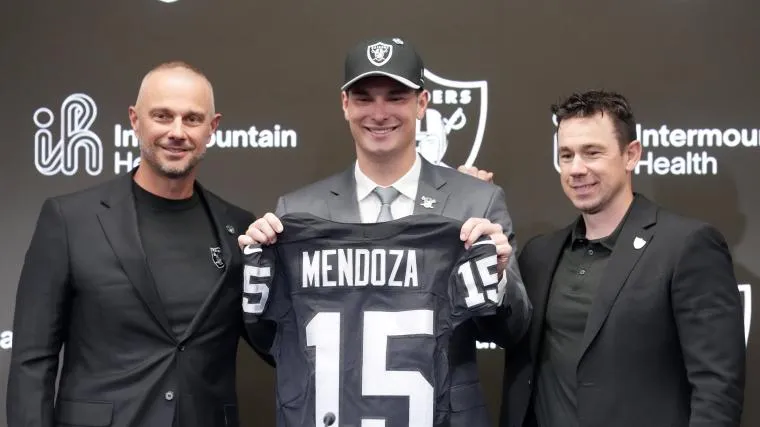 เมล็ดพันธุ์เกรดพรีเมียม Fernando Mendoza เผยช่วงเพาะชำในแคมป์ Raiders ราวกับถูกรดน้ำด้วยสายสูบเพลิง