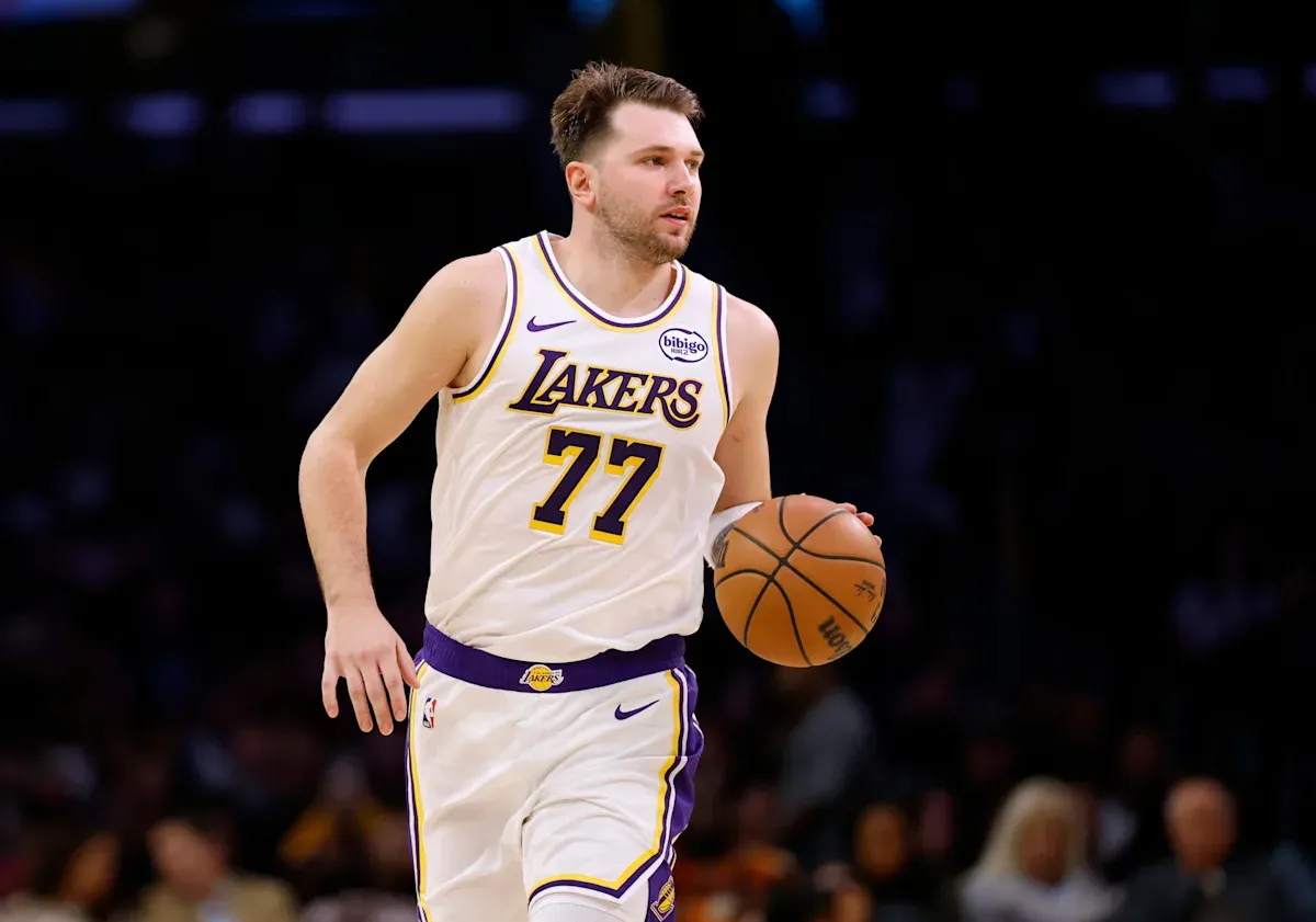 การประเมินความเสี่ยงของ Luka Doncic: เมื่อตัวเลขประสิทธิภาพสวนทางกับดัชนีความเชื่อมั่นในผลสำรวจผู้เล่น NBA