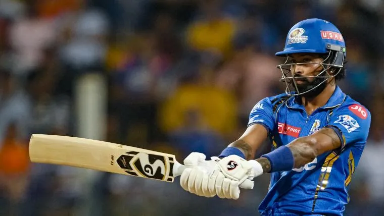 Hardik Pandya คำรามกลับ! กัปตัน MI บดขยี้ลูกหนังใต้แสงไฟ สยบข่าวลือ 'รอยร้าว' และ 'อาการบาดเจ็บ' ในคลิปซ้อมยามวิกาล