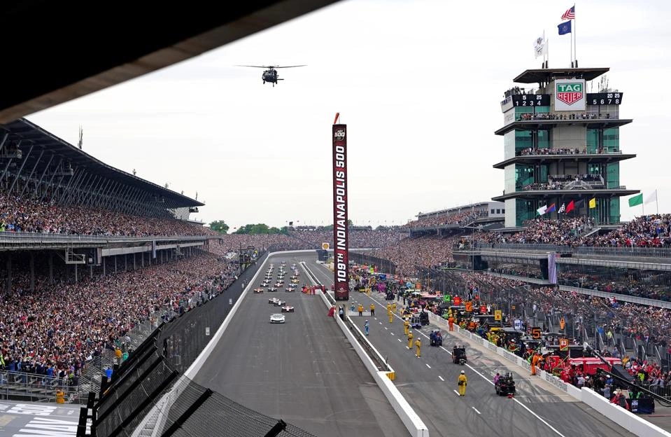โศกนาฏกรรมแห่งความเร็วและศรัทธา: เหตุใดการจำหน่ายตั๋วหมดเกลี้ยงใน Indianapolis 500 จึงเป็นปรากฏการณ์ที่โลกต้องจารึก